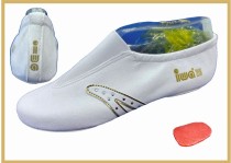 Kunstturnschuh mit Glanzspots weiß