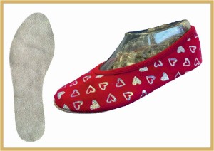 Kidschuh mit Glitzerherzen hochrot